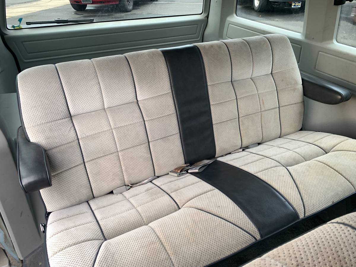 Plymouth-voyager-manual-transmission-1989-14