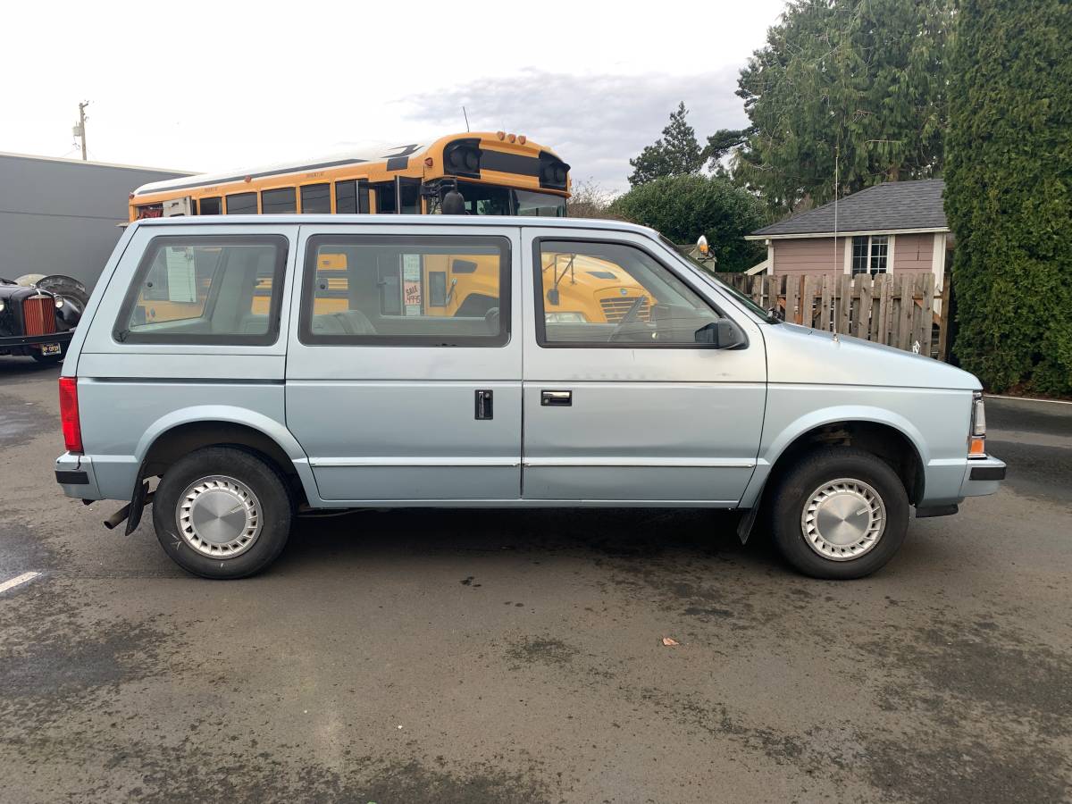 Plymouth-voyager-manual-transmission-1989-5