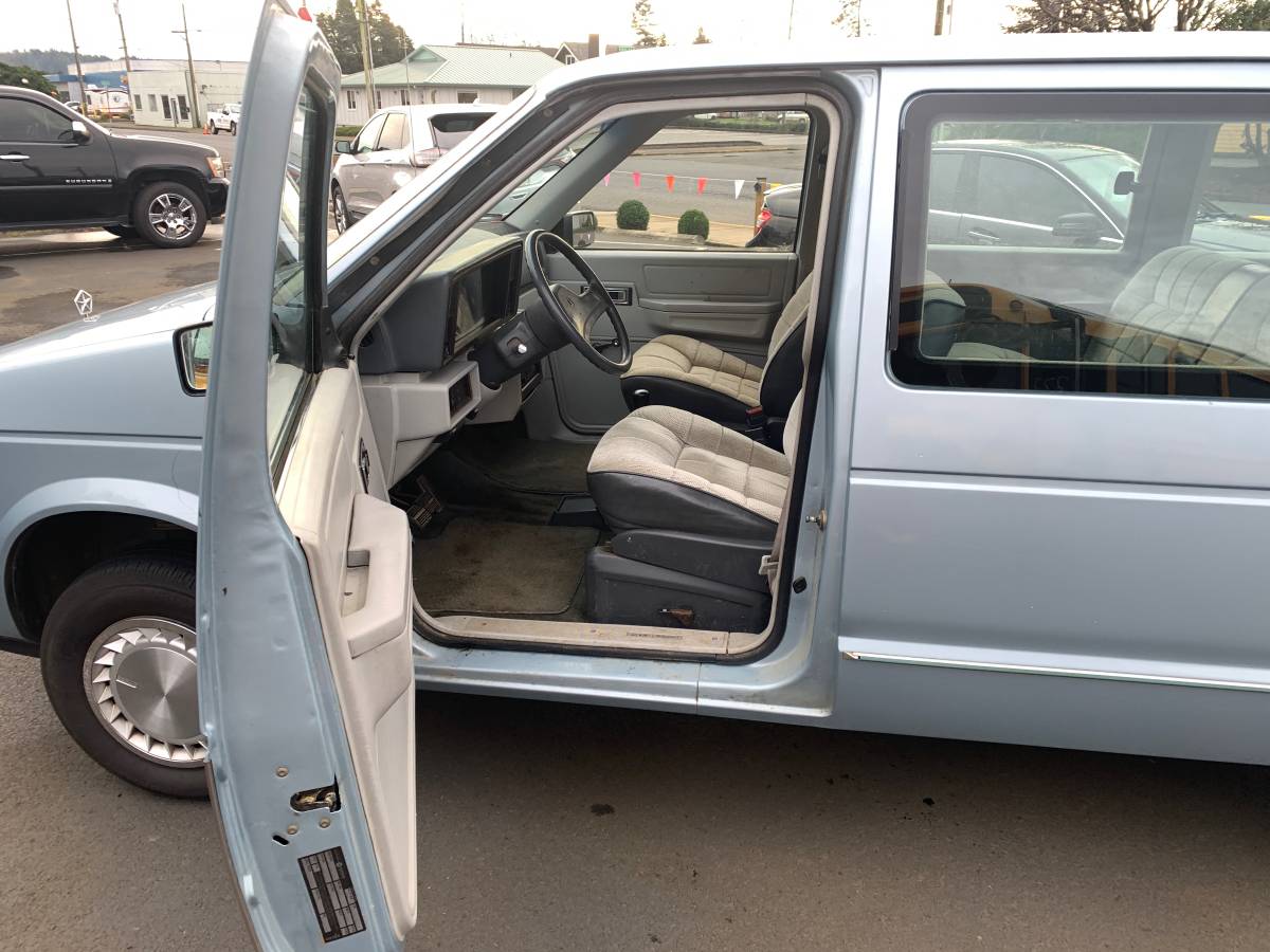Plymouth-voyager-manual-transmission-1989-8