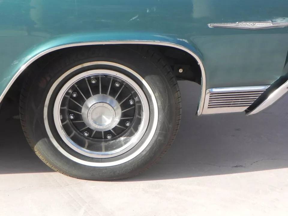 Pontaic-bonneville-1964-blue-8