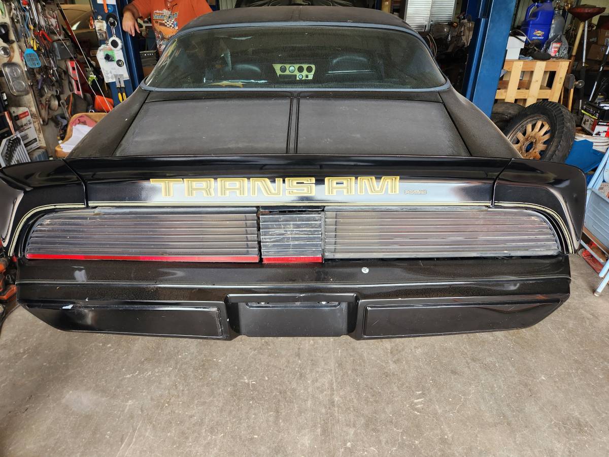 Pontaic-trans-am-1978-black-16