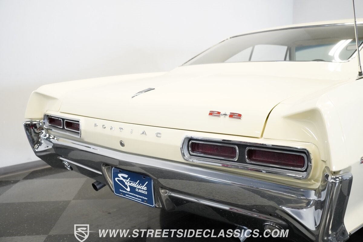 Pontiac-22-1966-Hardtop-12