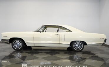 Pontiac-22-1966-Hardtop-2