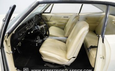 Pontiac-22-1966-Hardtop-3