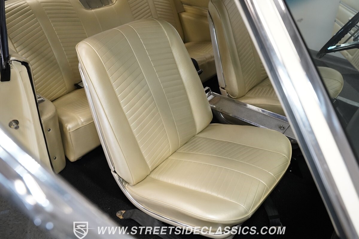 Pontiac-22-1966-Hardtop-31