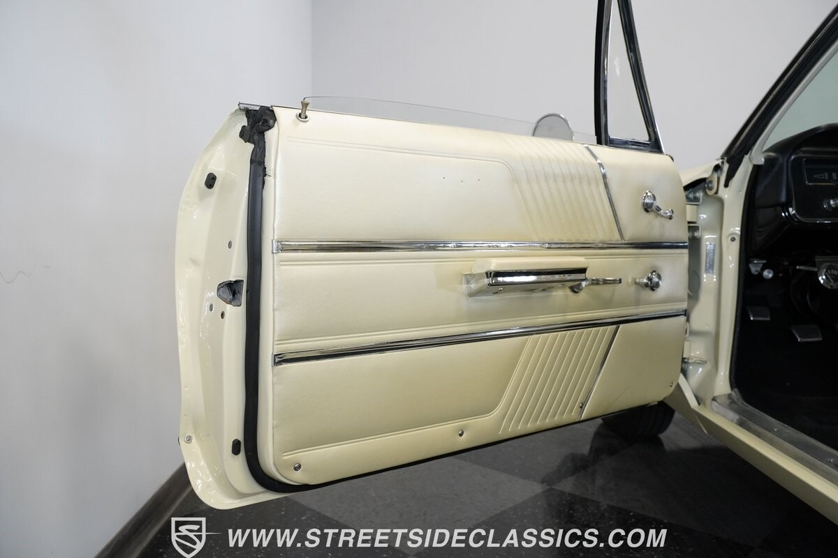 Pontiac-22-1966-Hardtop-35