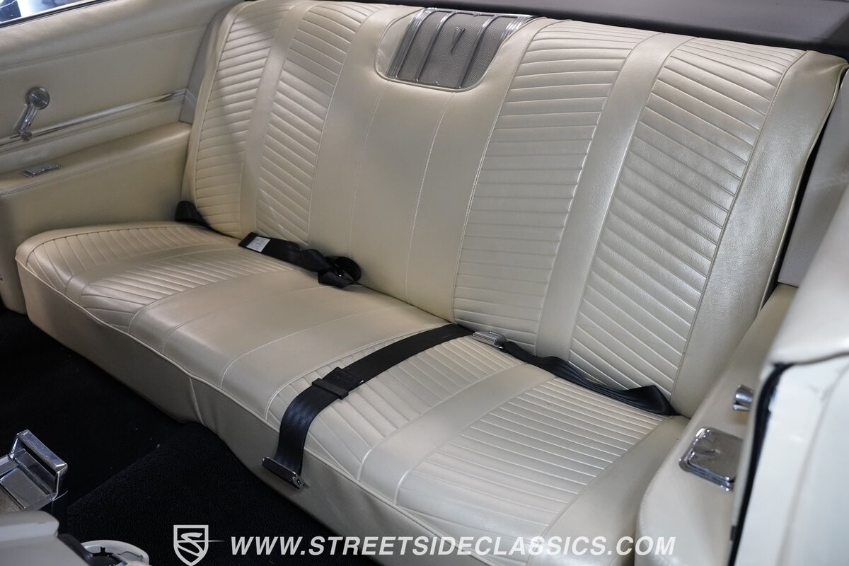 Pontiac-22-1966-Hardtop-37