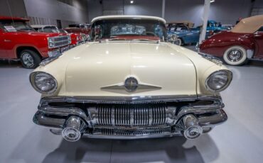 Pontiac-Bonneville-1957-Convertible-29