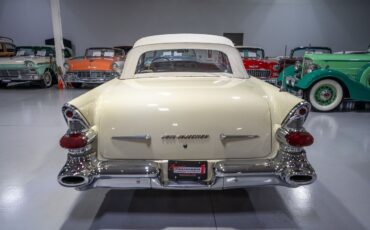 Pontiac-Bonneville-1957-Convertible-33