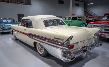 Pontiac-Bonneville-1957-Convertible-34