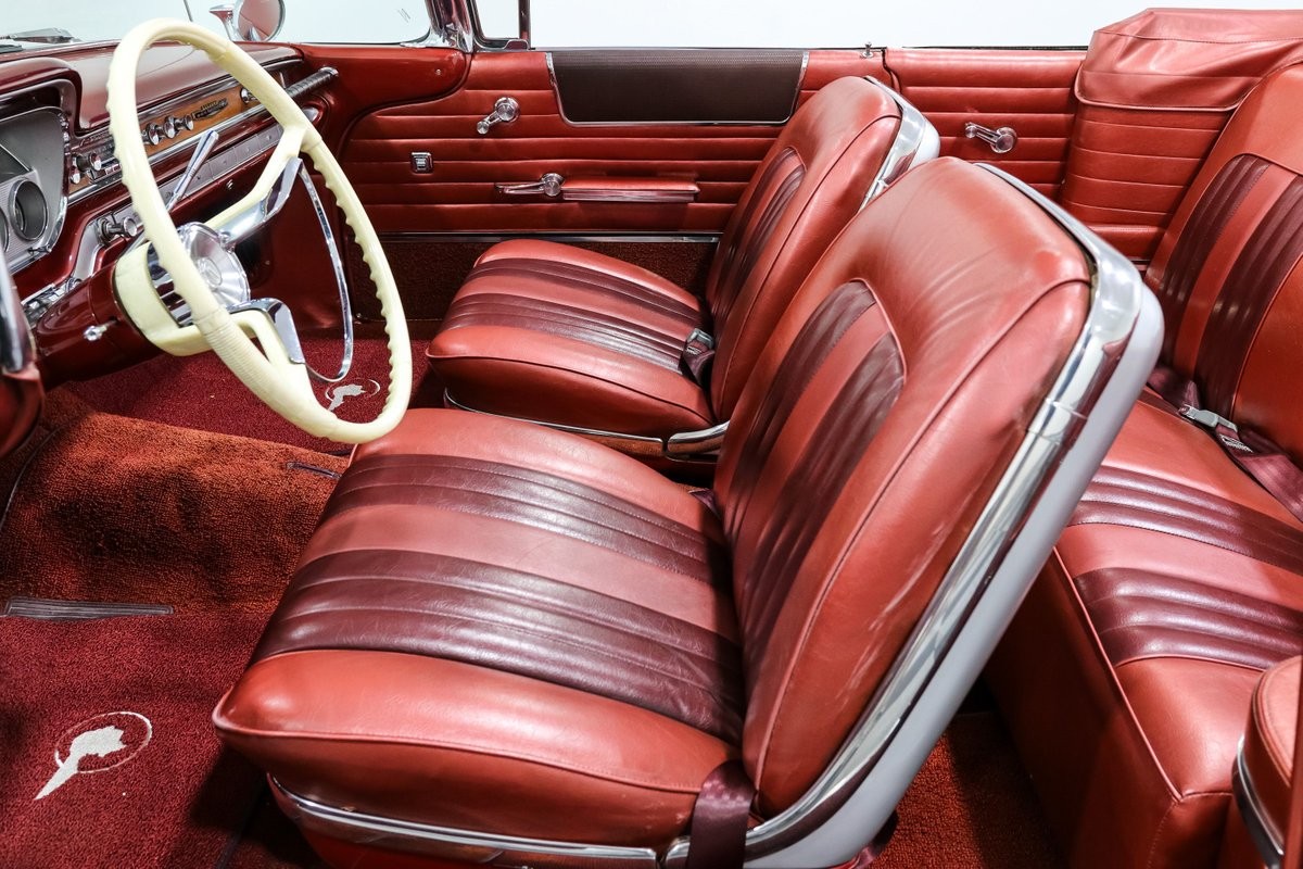 Pontiac-Bonneville-1960-Convertible-21