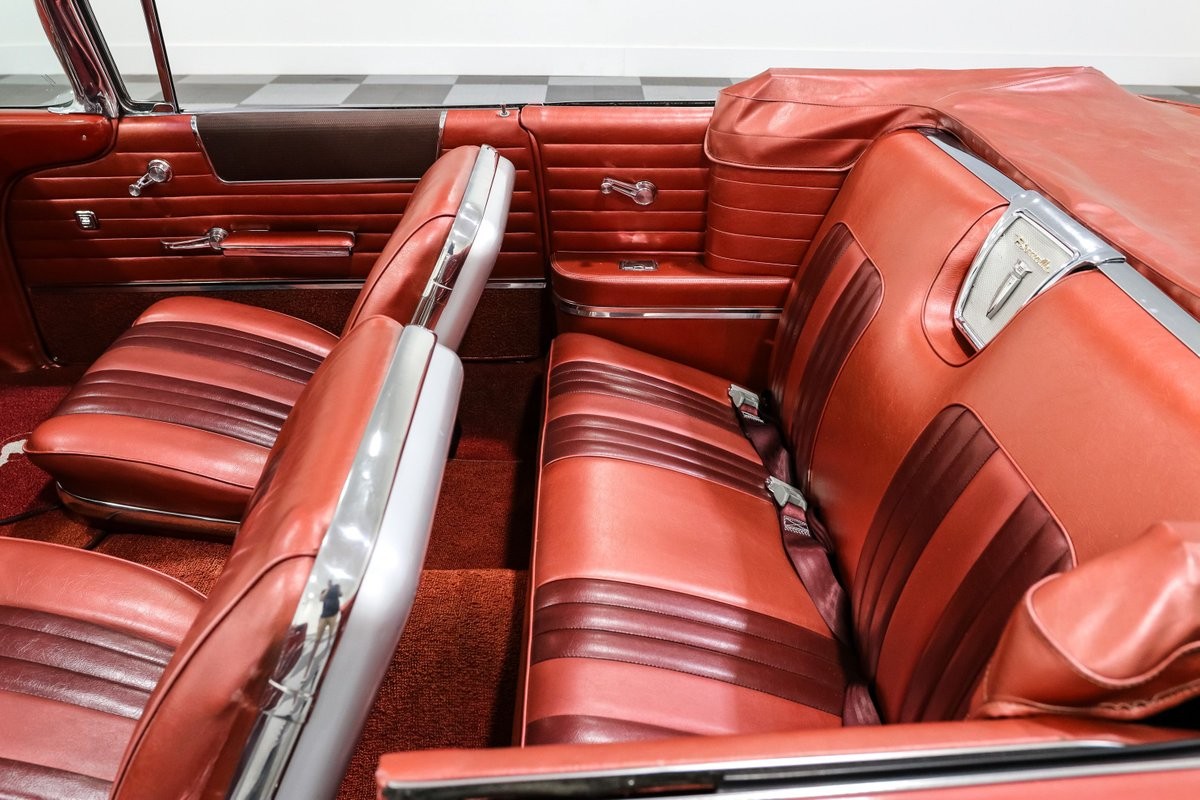 Pontiac-Bonneville-1960-Convertible-22