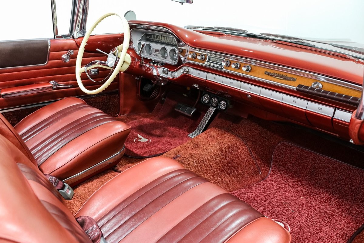 Pontiac-Bonneville-1960-Convertible-25