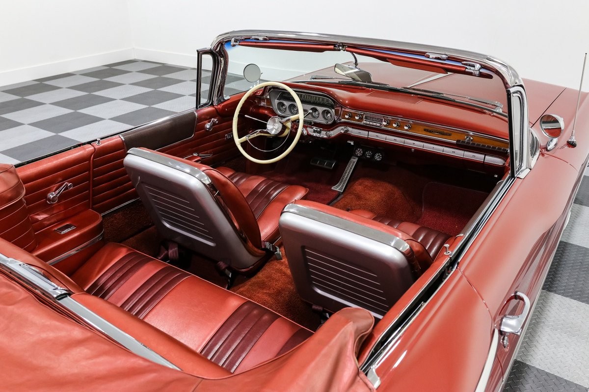 Pontiac-Bonneville-1960-Convertible-28