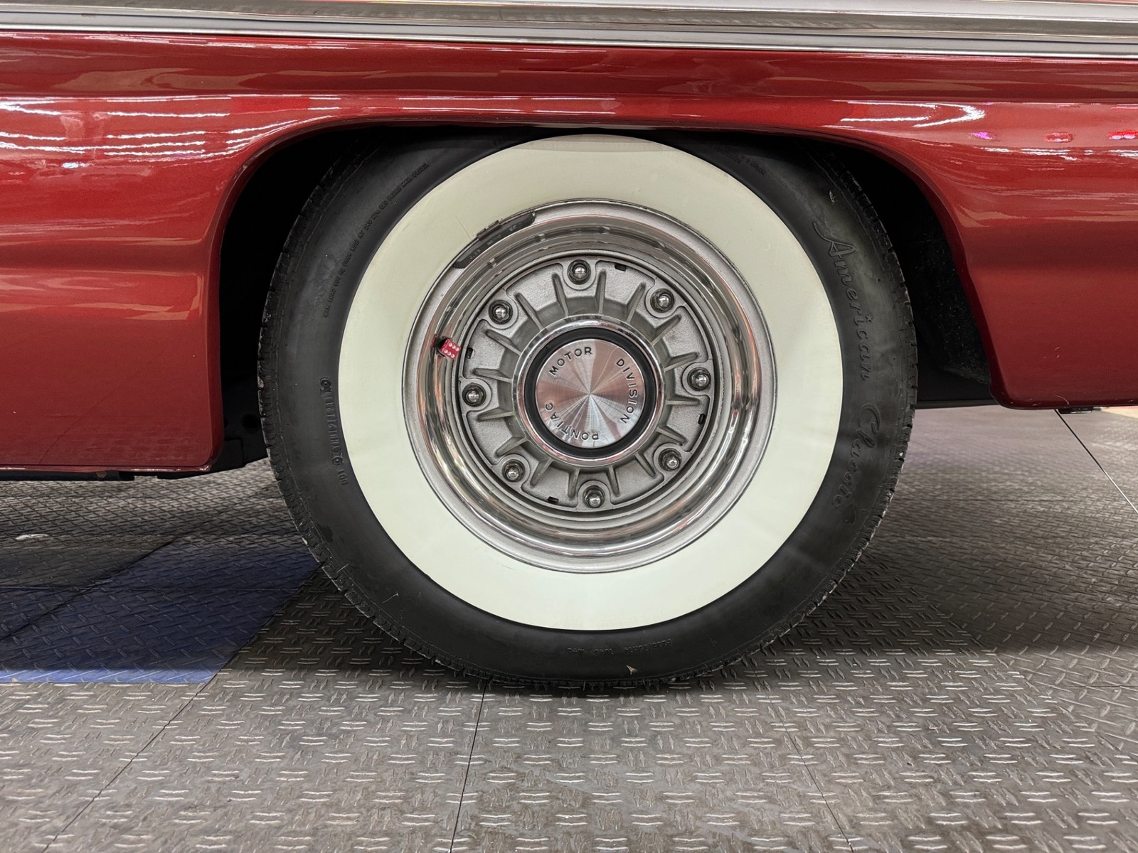 Pontiac-Bonneville-1961-Convertible-25