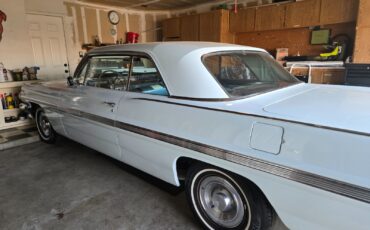 Pontiac-Bonneville-1962-4