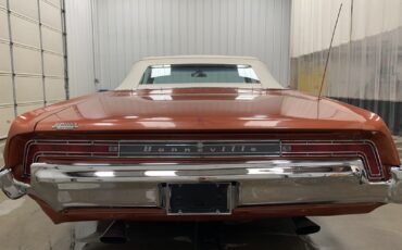 Pontiac-Bonneville-1968-17