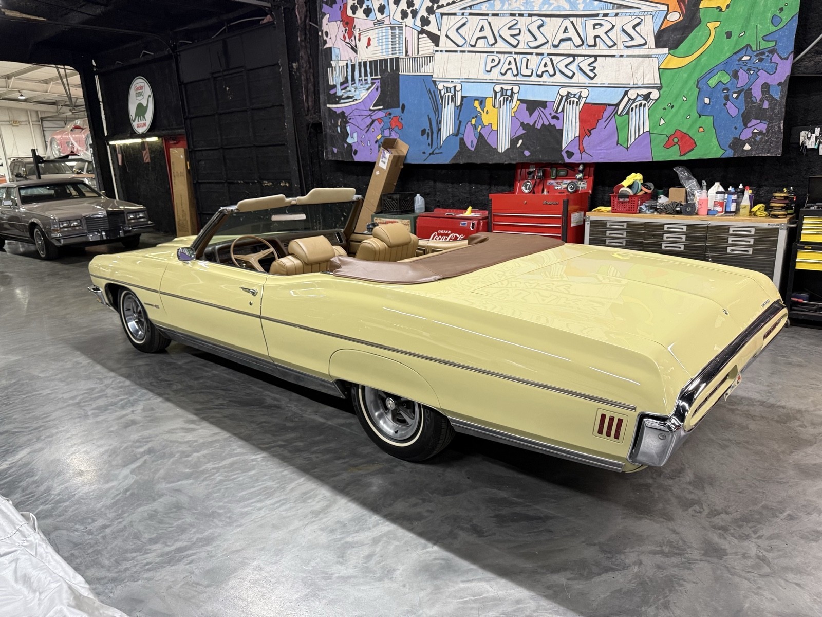 Pontiac-Bonneville-1970-Convertible-17