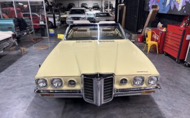 Pontiac-Bonneville-1970-Convertible-2