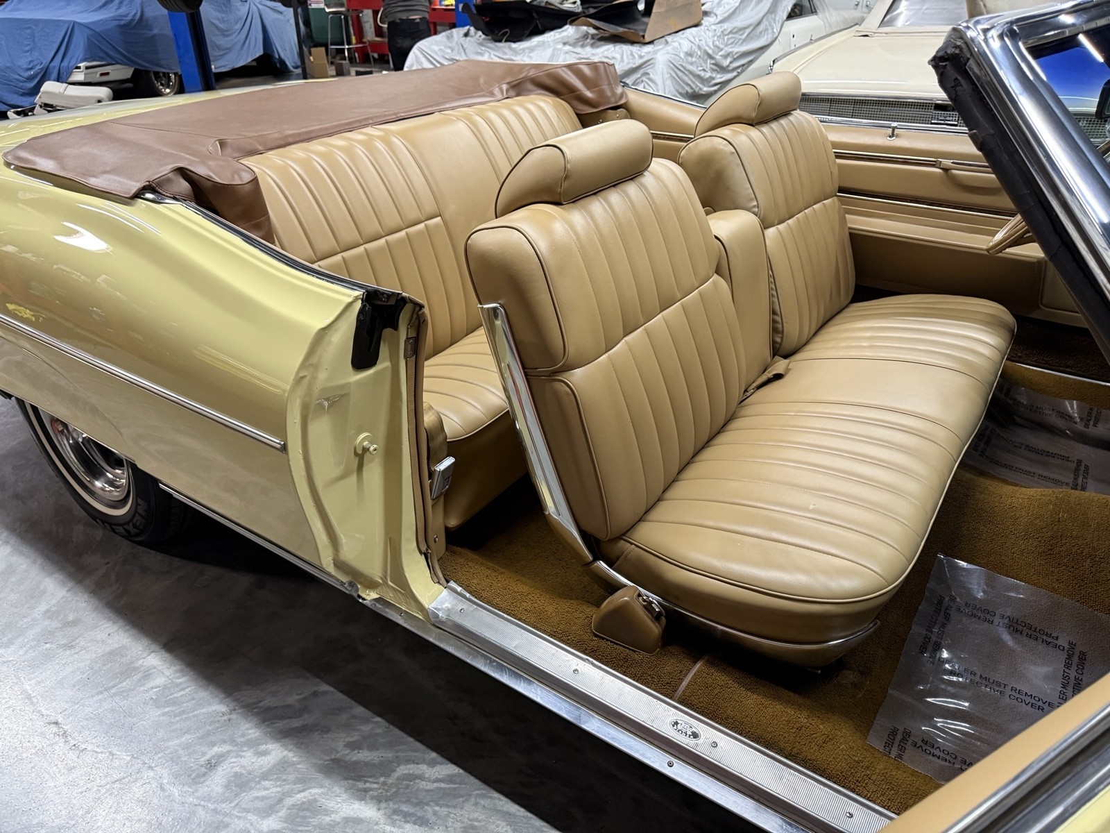 Pontiac-Bonneville-1970-Convertible-34