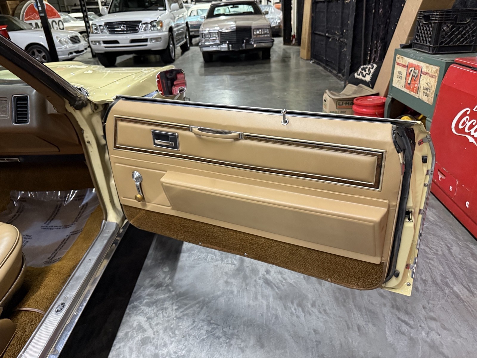 Pontiac-Bonneville-1970-Convertible-36