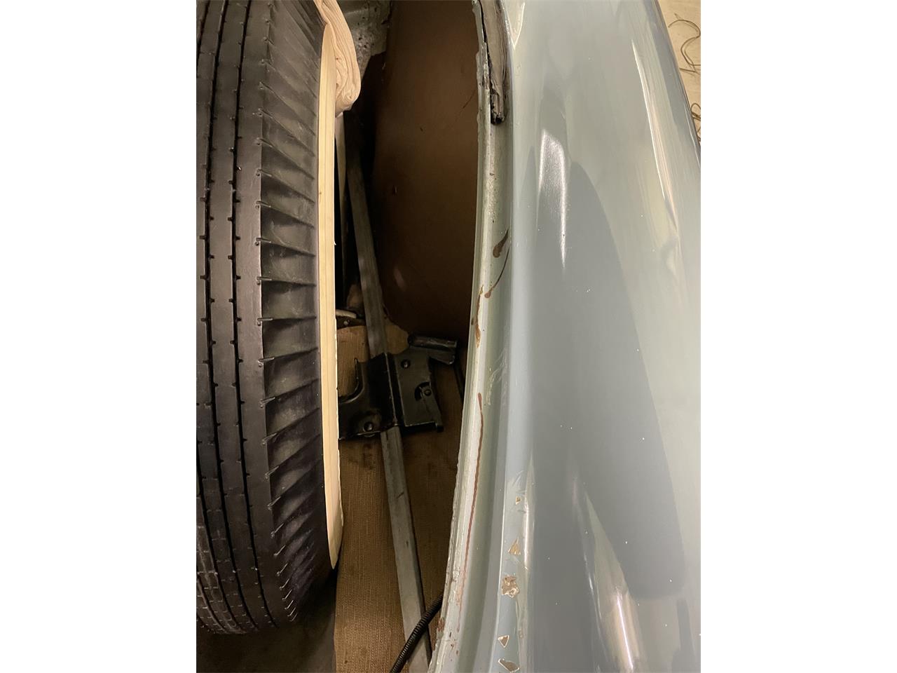 Pontiac-Chieftain-1951-Light-Blue-Gray-52