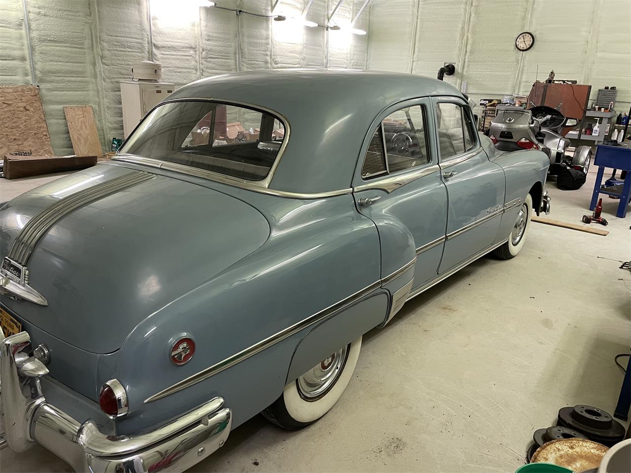 Pontiac-Chieftain-1951-Light-Blue-Gray-6