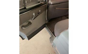 Pontiac-Chieftain-1951-Light-Blue-Gray-66