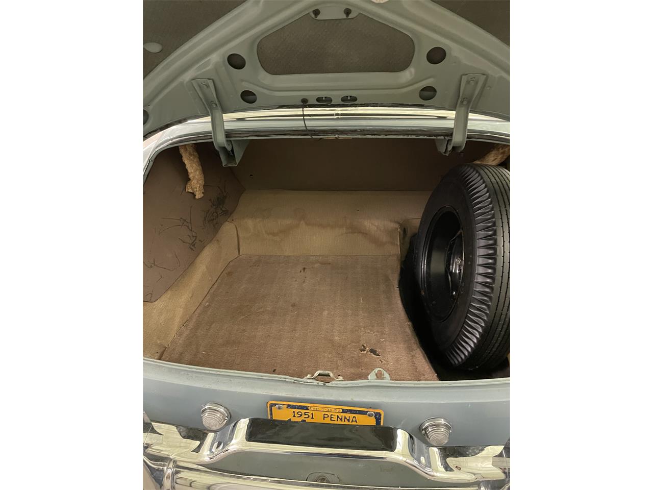 Pontiac-Chieftain-1951-Light-Blue-Gray-67