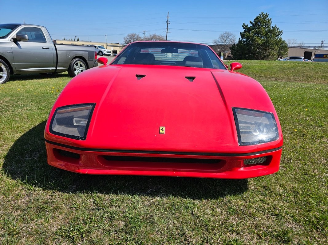 Pontiac-Fiero-1987-Coupe-1