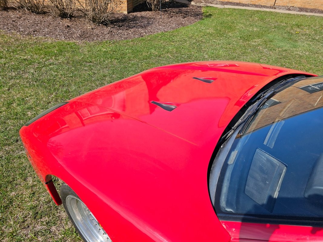 Pontiac-Fiero-1987-Coupe-10