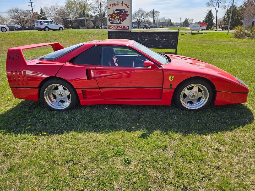 Pontiac-Fiero-1987-Coupe-8