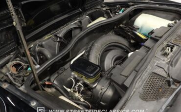 Pontiac-Fiero-1988-Coupe-30