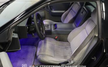 Pontiac-Fiero-1988-Coupe-35