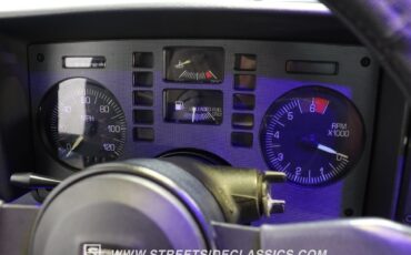 Pontiac-Fiero-1988-Coupe-37