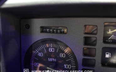 Pontiac-Fiero-1988-Coupe-38