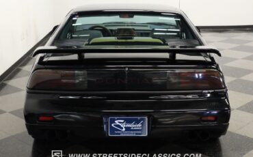 Pontiac-Fiero-1988-Coupe-8