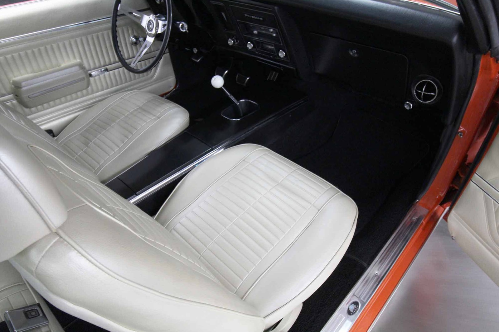 Pontiac-Firebird-1969-19