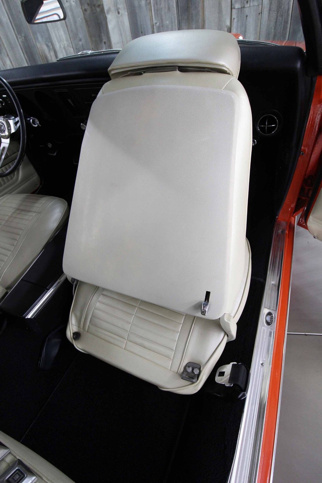 Pontiac-Firebird-1969-25