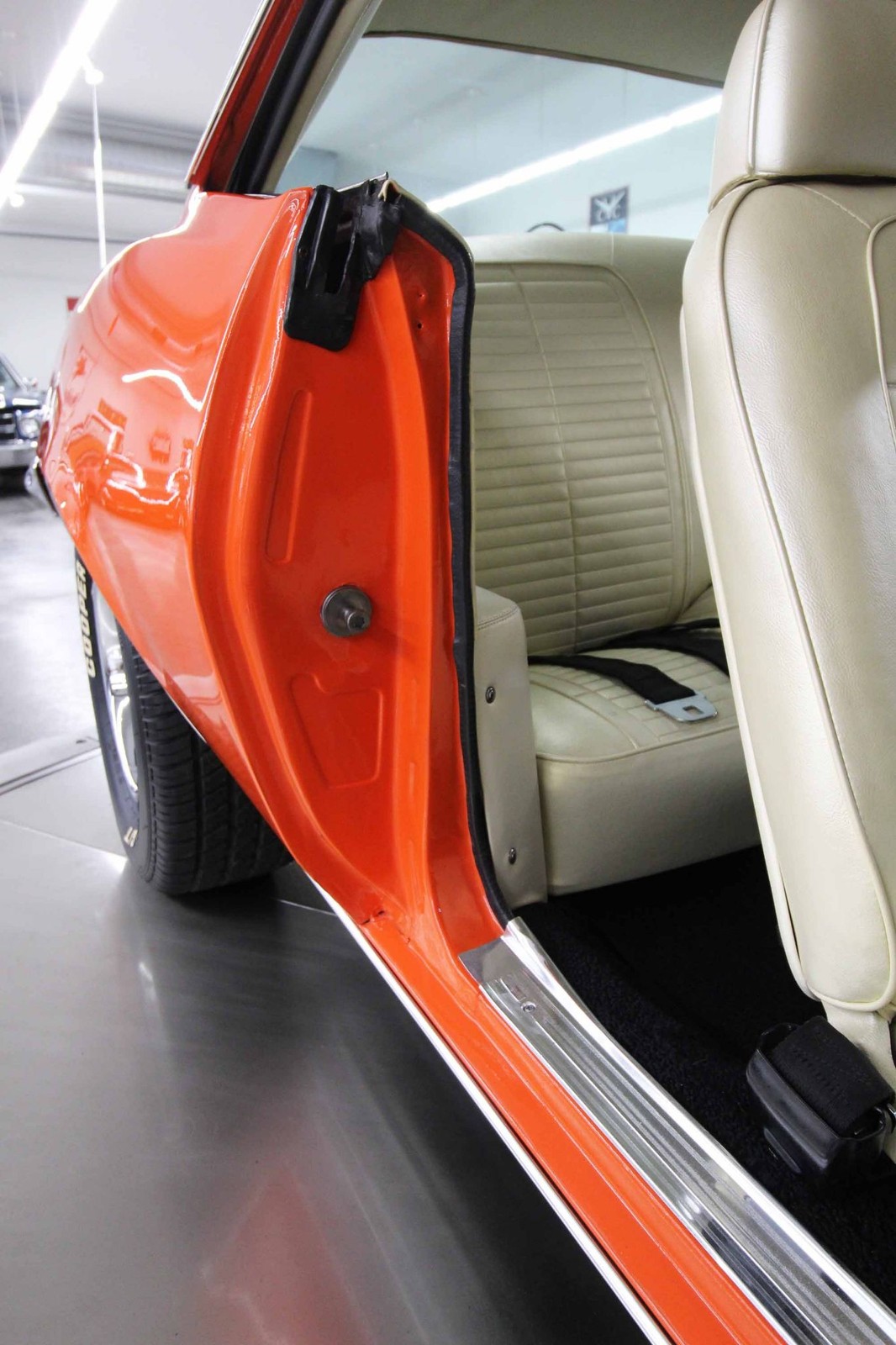 Pontiac-Firebird-1969-37