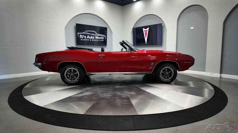 Pontiac-Firebird-1969-4