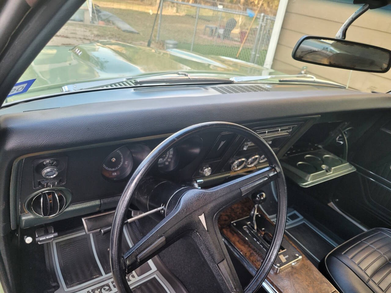 Pontiac-Firebird-1969-Coupe-11