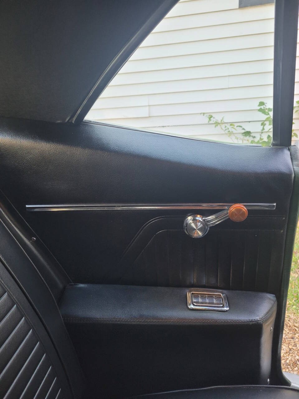 Pontiac-Firebird-1969-Coupe-13