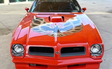 Pontiac-Firebird-1976-Coupe-2