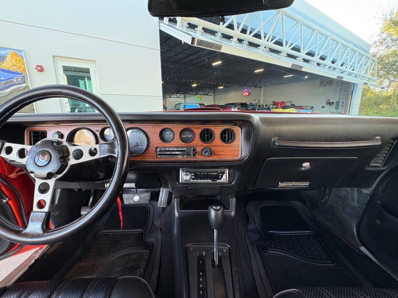 Pontiac-Firebird-1976-Coupe-29