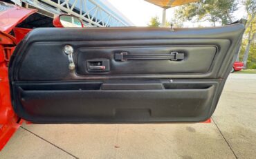 Pontiac-Firebird-1976-Coupe-30