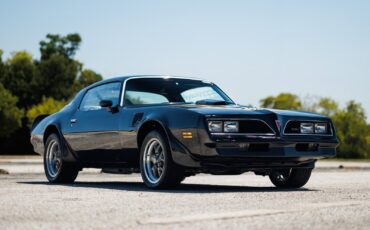 Pontiac-Firebird-1978-2D-Coupe-3