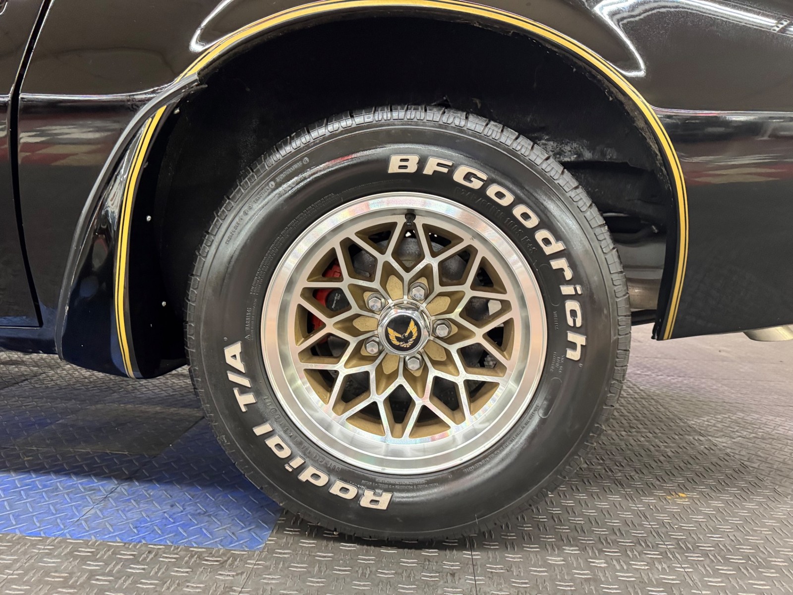 Pontiac-Firebird-1979-23