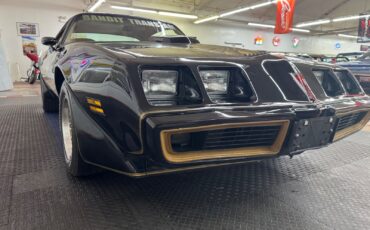 Pontiac-Firebird-1979-8