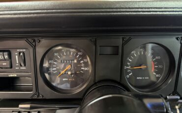 Pontiac-Firebird-1984-Coupe-20